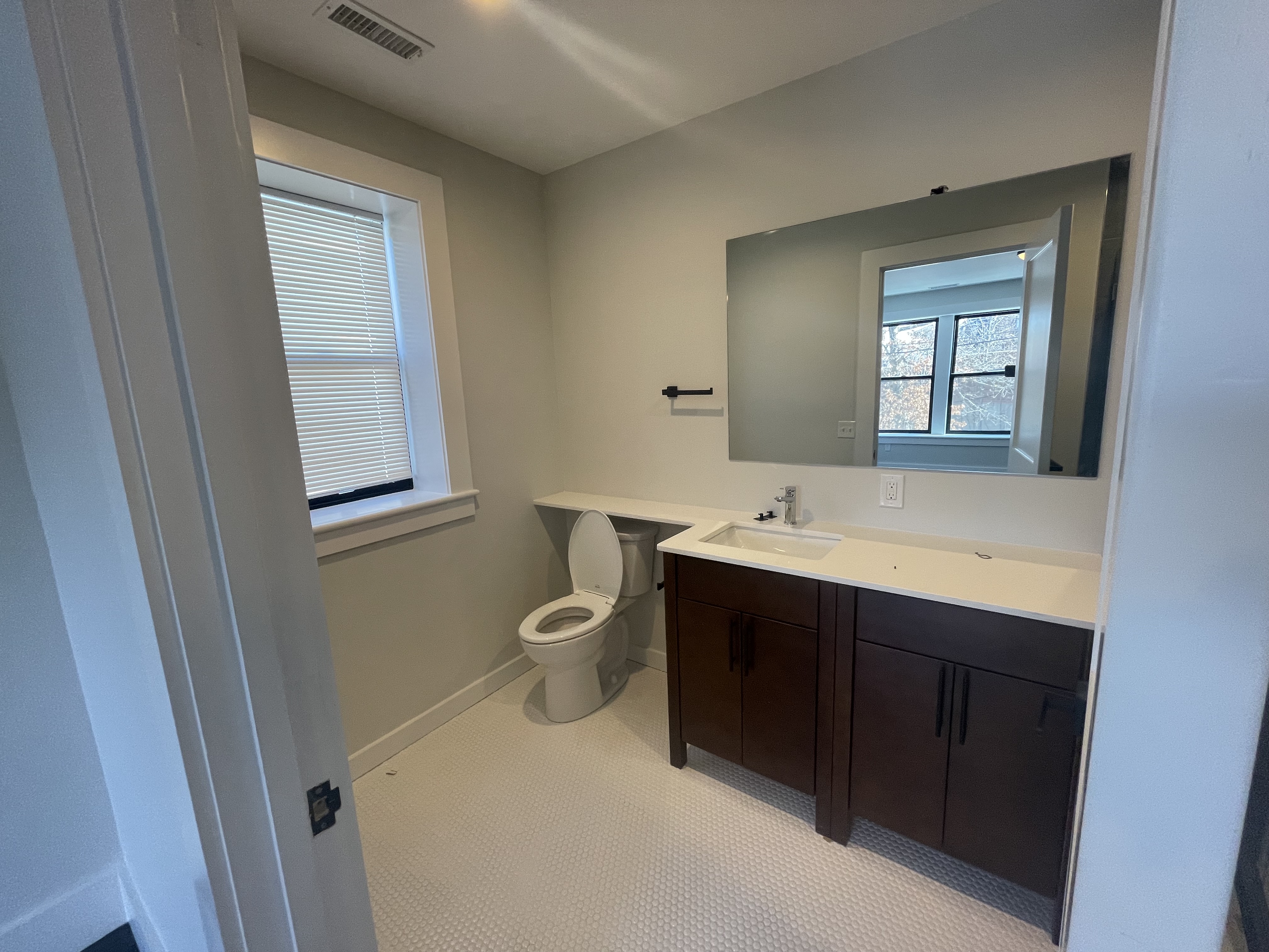 81 Walnut St, Dorchester