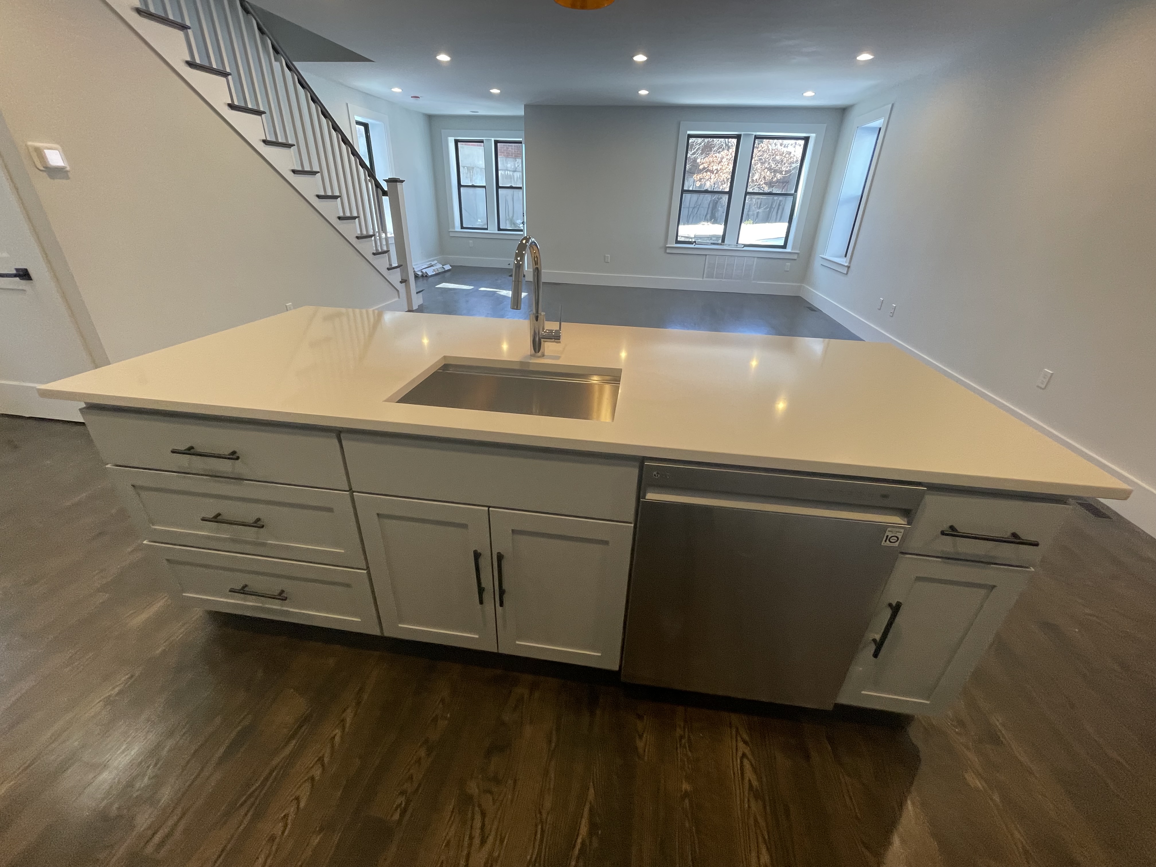 81 Walnut St, Dorchester