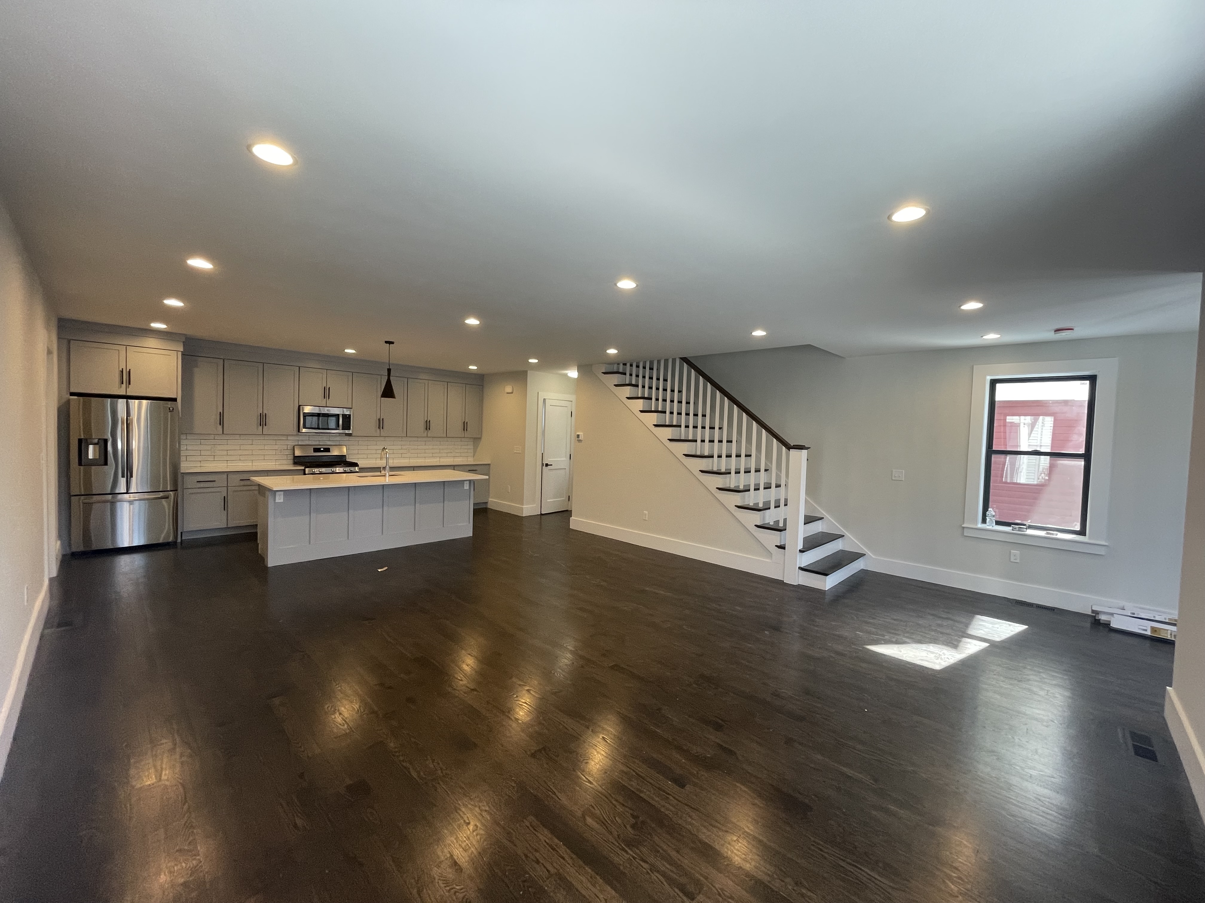 81 Walnut St, Dorchester