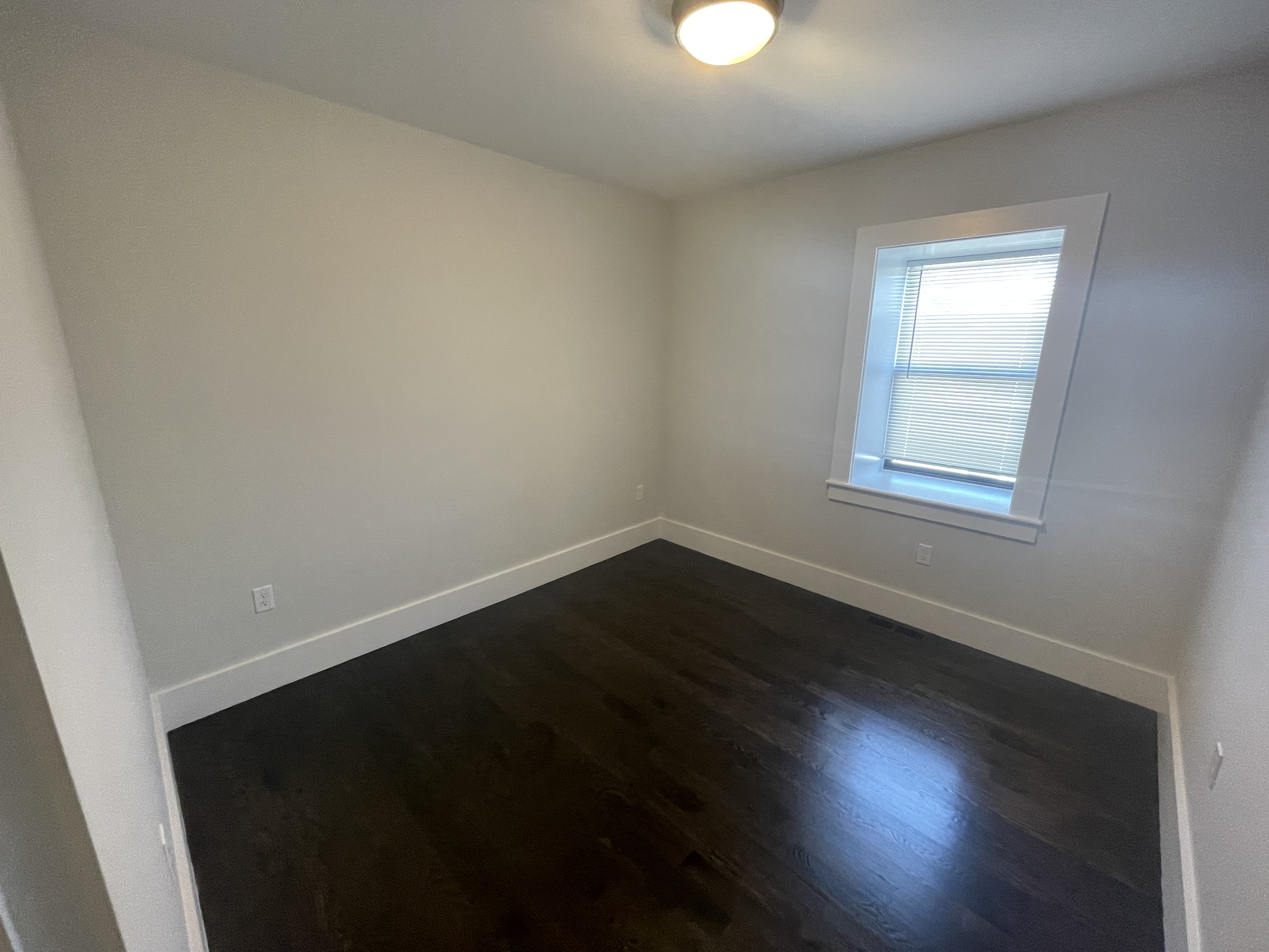 81 Walnut St, Dorchester