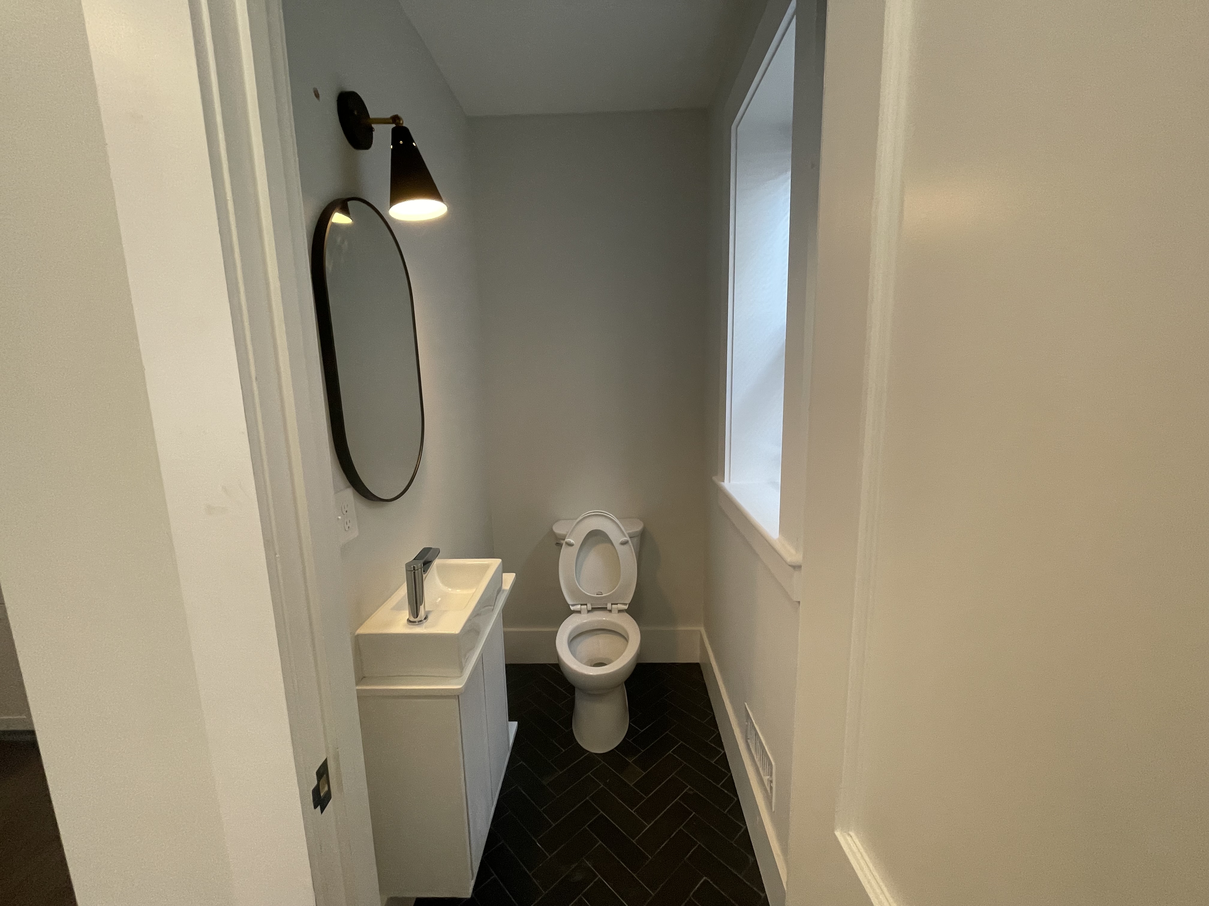 81 Walnut St, Dorchester