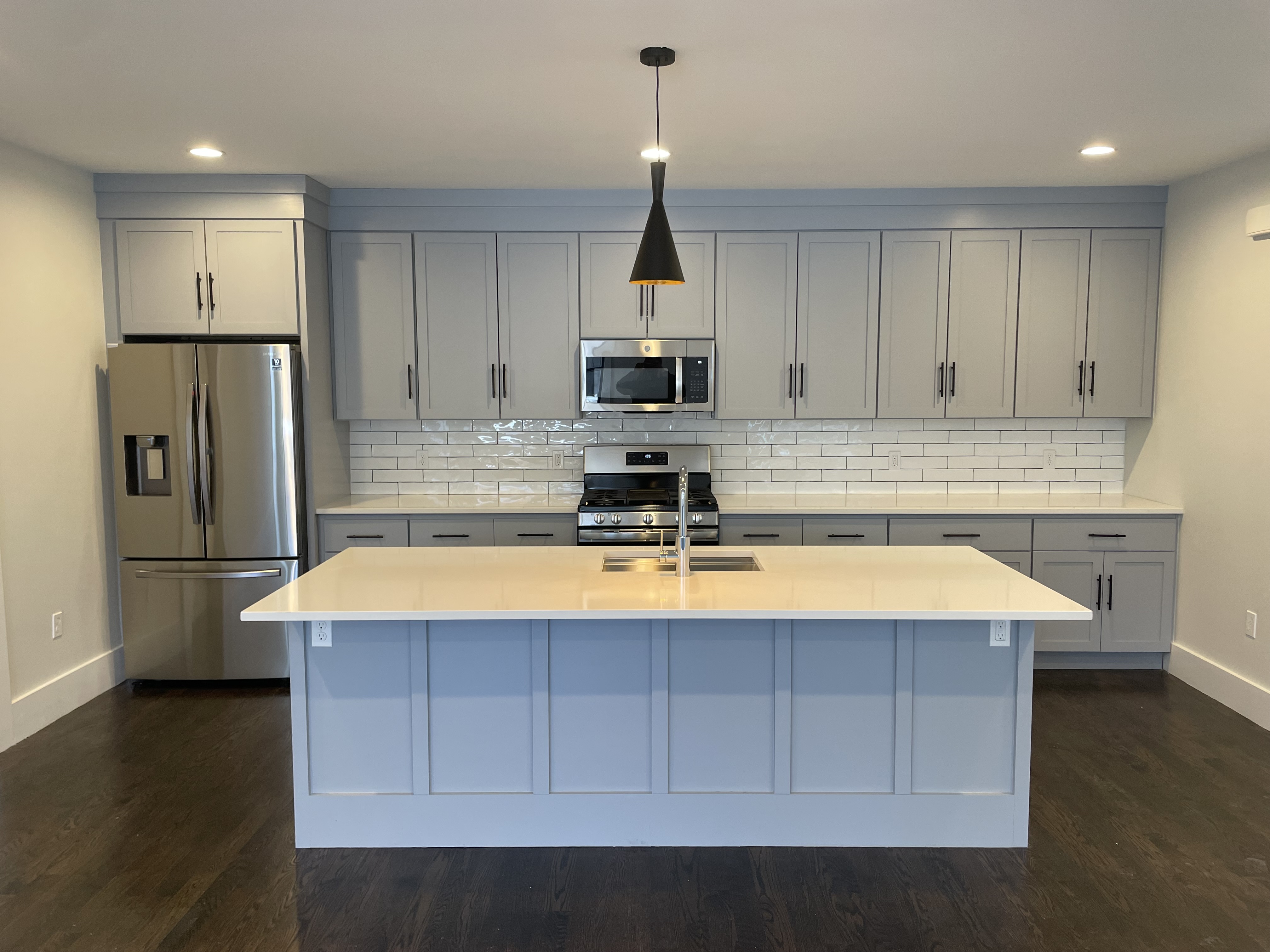 81 Walnut St, Dorchester