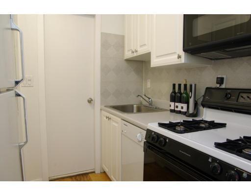 6 Whittier Pl, West End