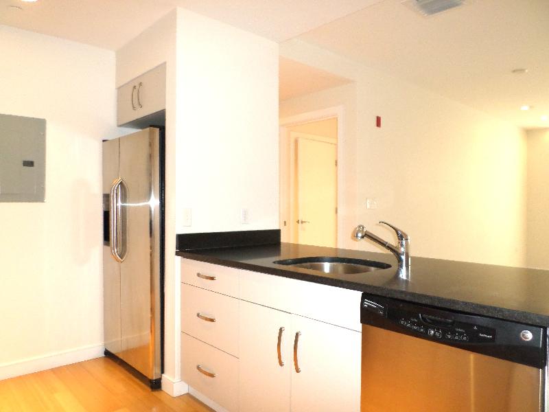 602 Albany St, South End