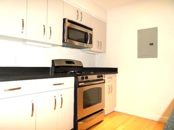 601 Albany St, South End