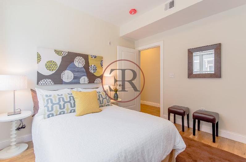 54 Kent St, Brookline Village