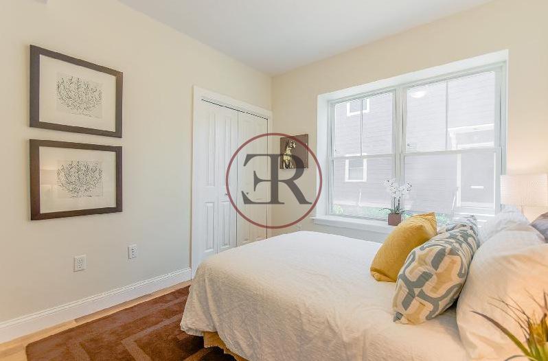 54 Kent St, Brookline Village