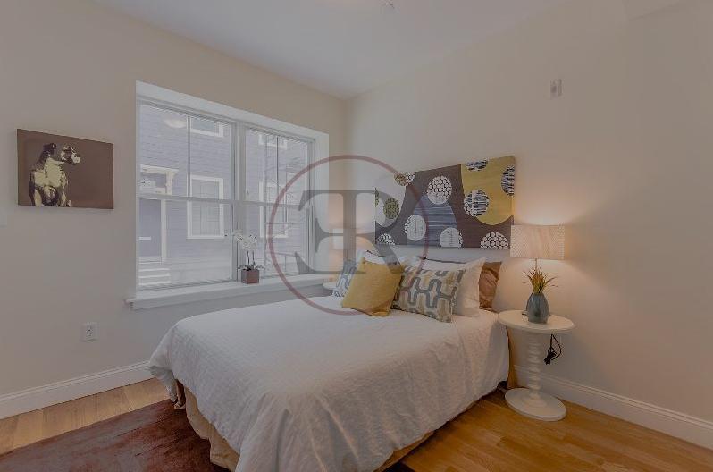 54 Kent St, Brookline Village