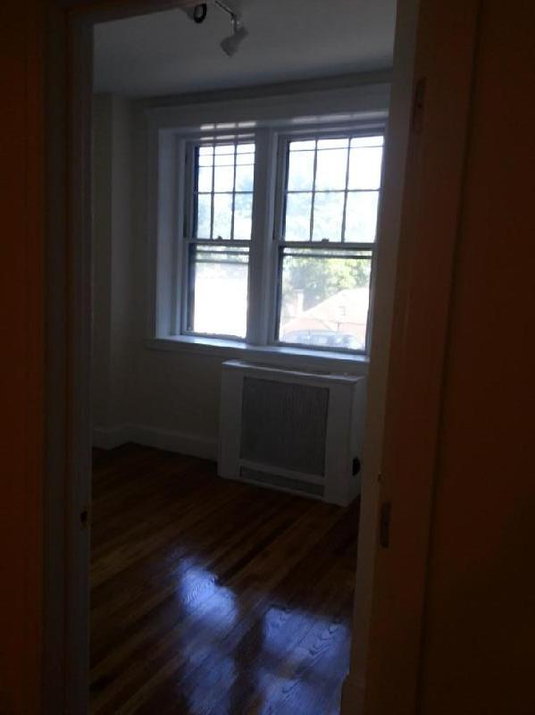 2001 Commonwealth Ave, Brighton