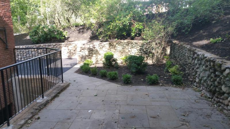 2044 Beacon St, Newton