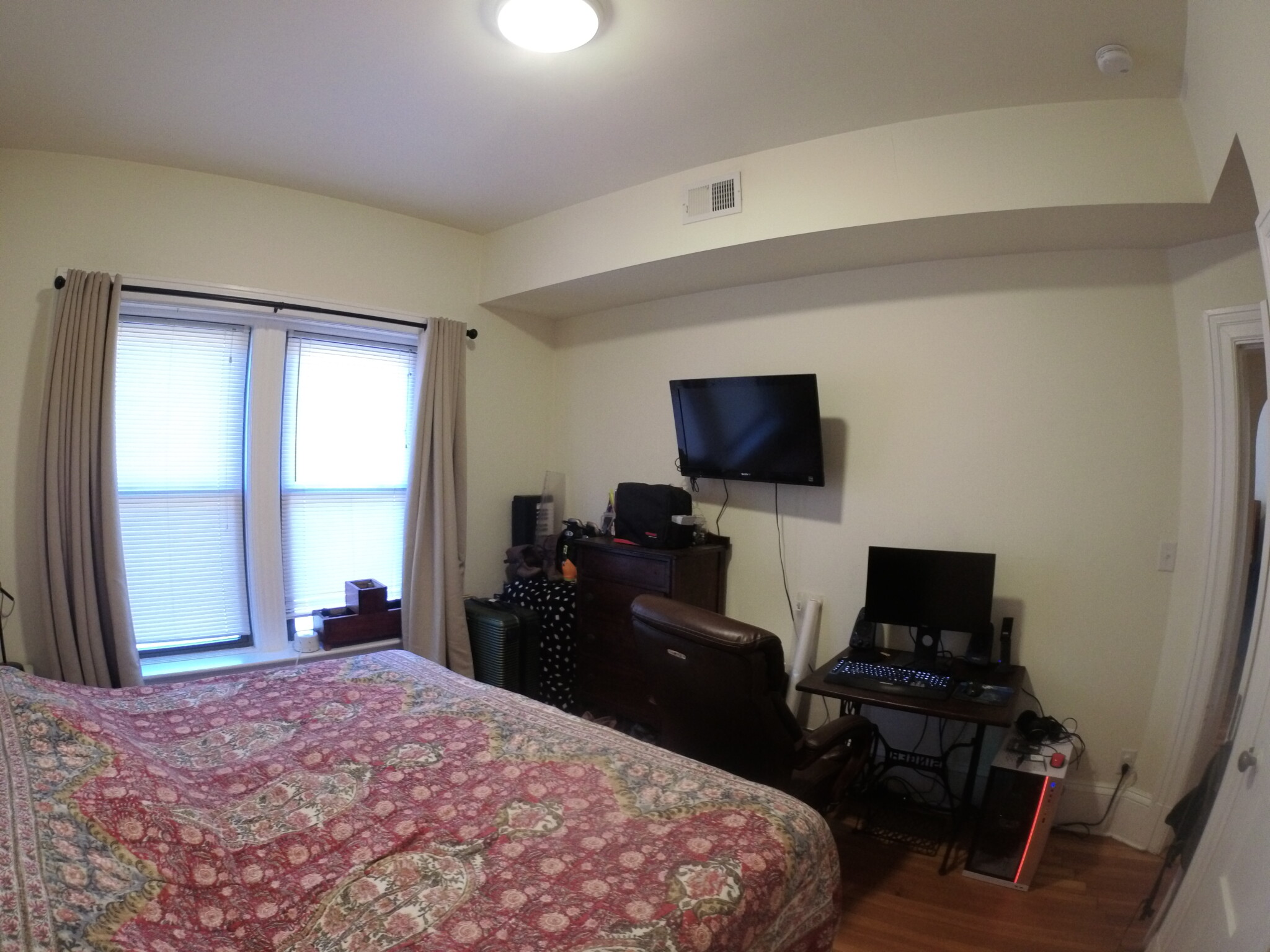 1463 Beacon St.