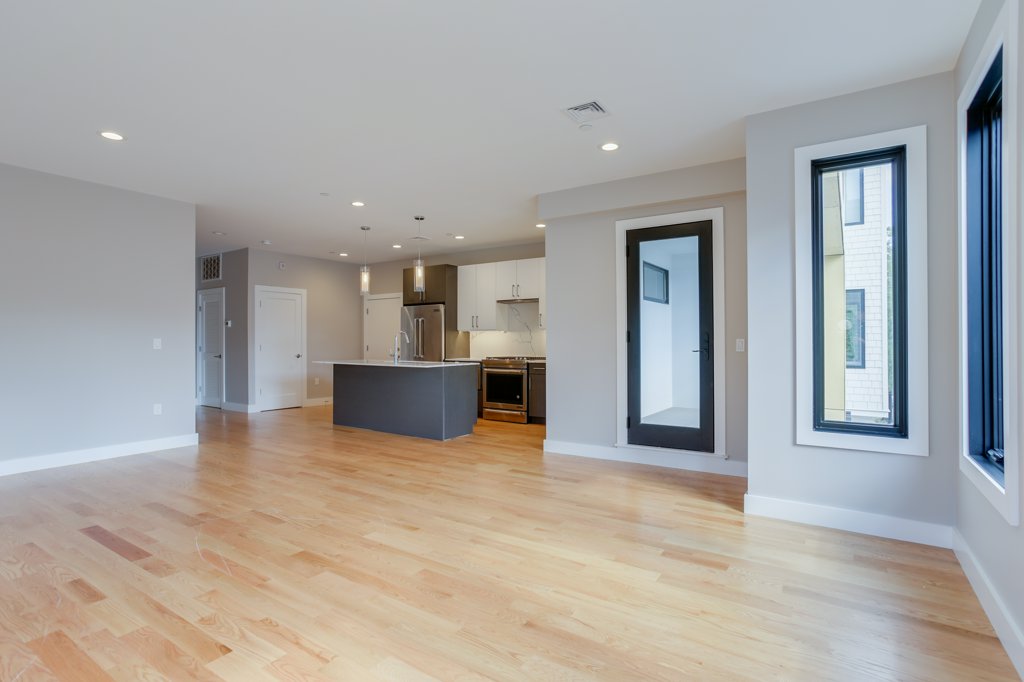 186 West 2nd St, South Boston