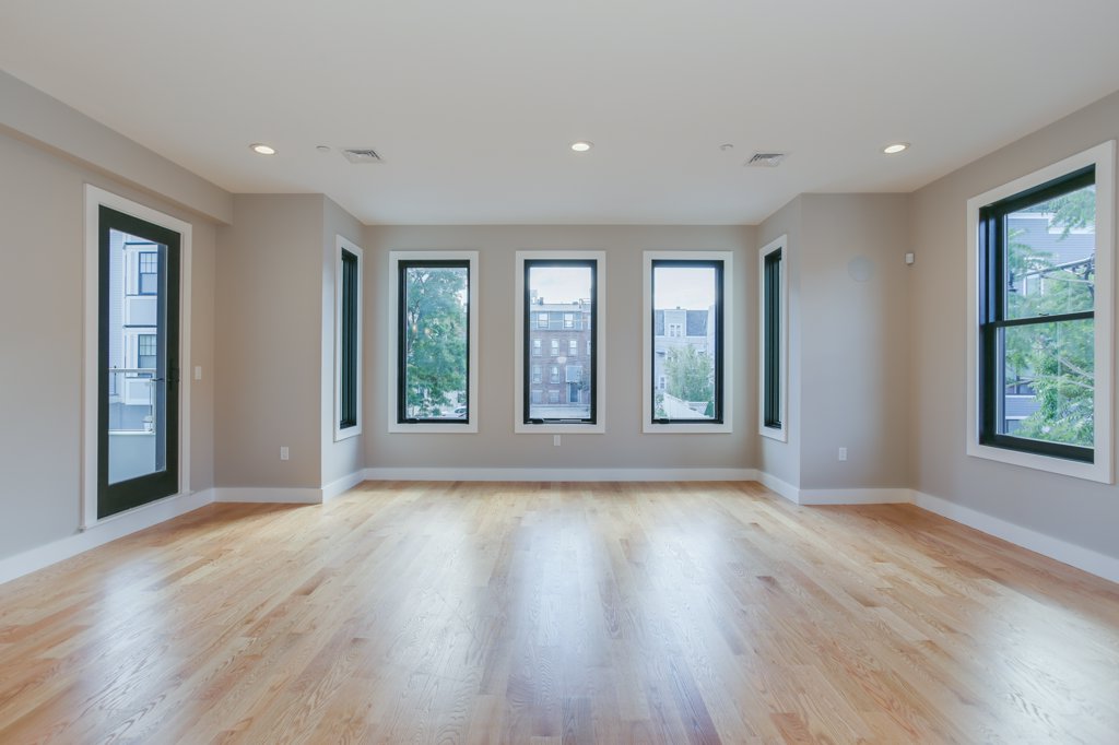 186 West 2nd St, South Boston