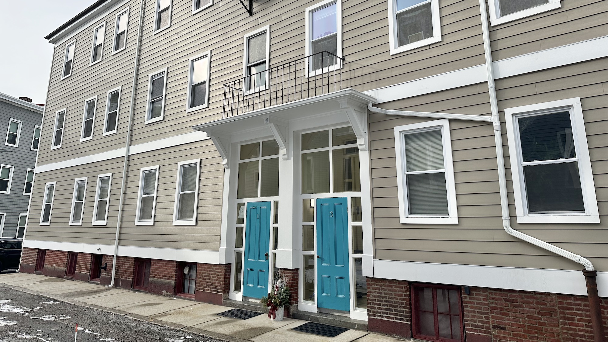 1 Sayward Pl, South Boston