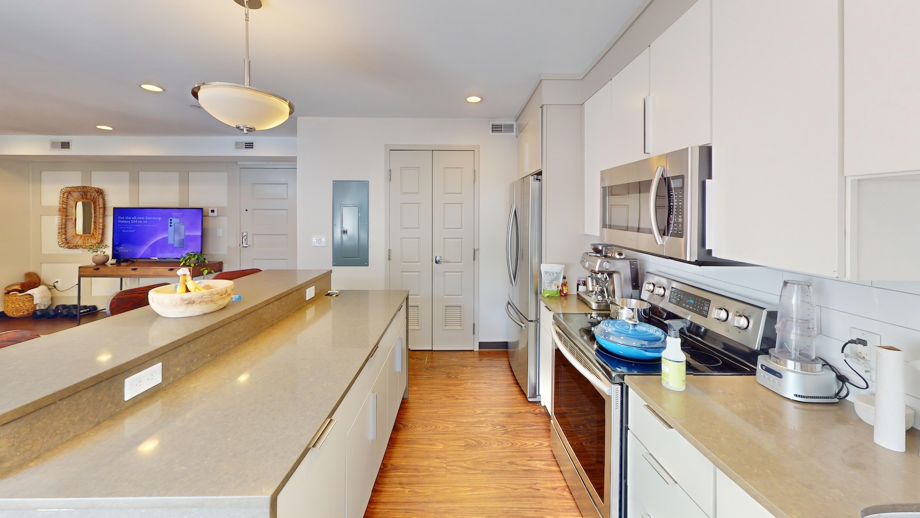 11 Dorchester St, South Boston