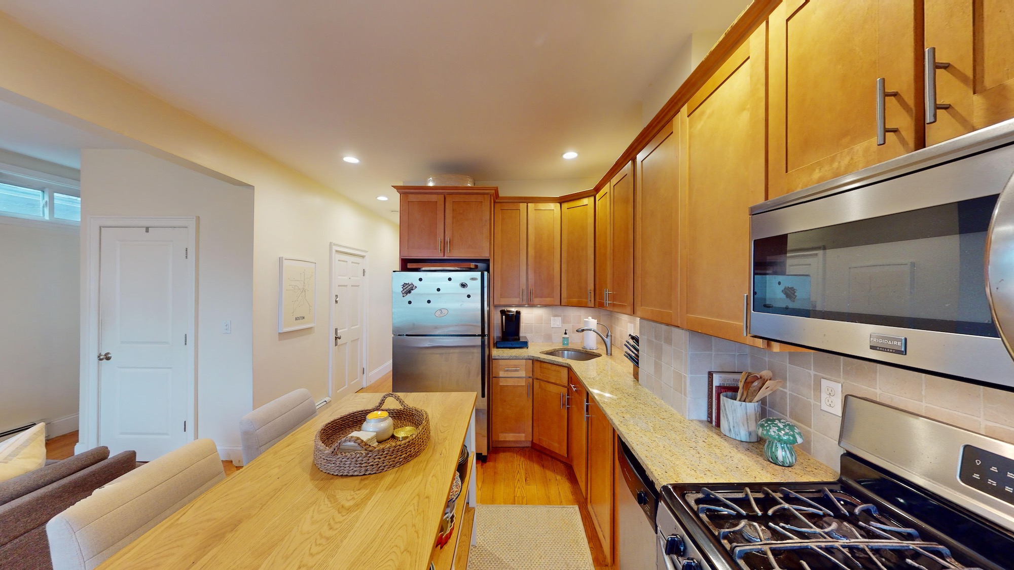 536 East 3rd St, South Boston