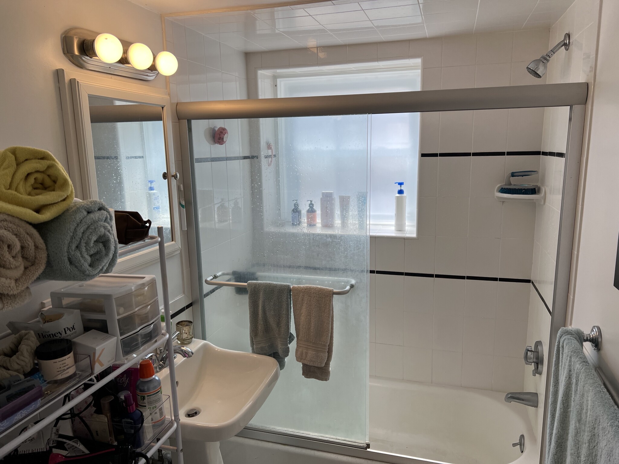 8 Kinross Rd, Brighton