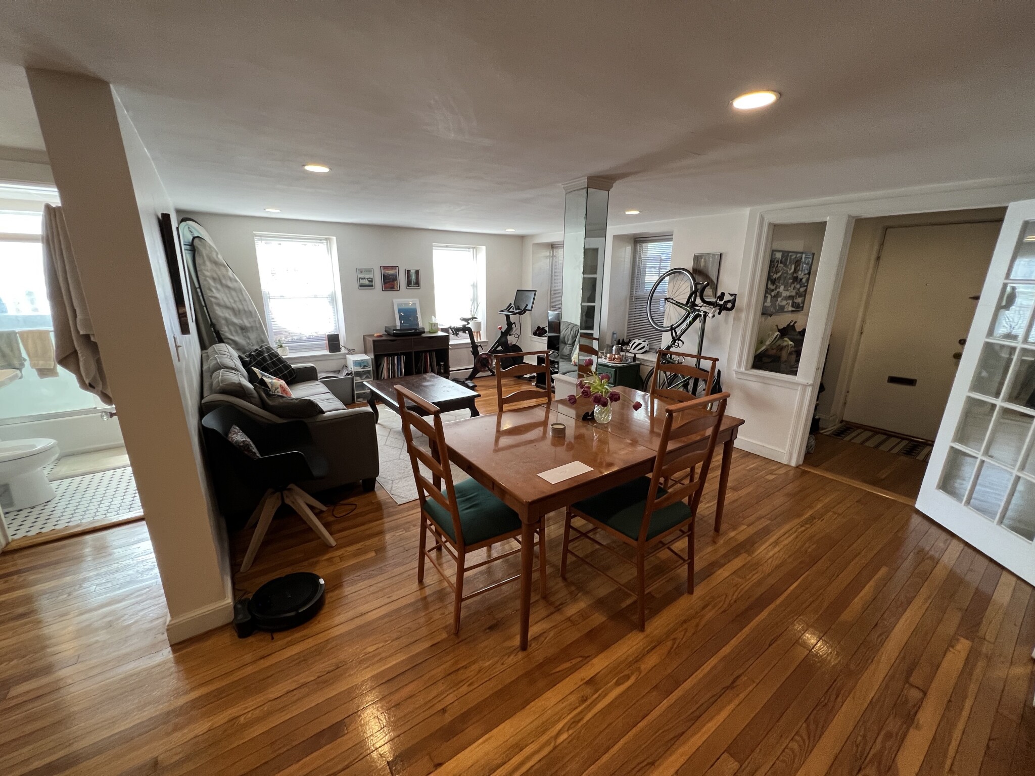 8 Kinross Rd, Brighton