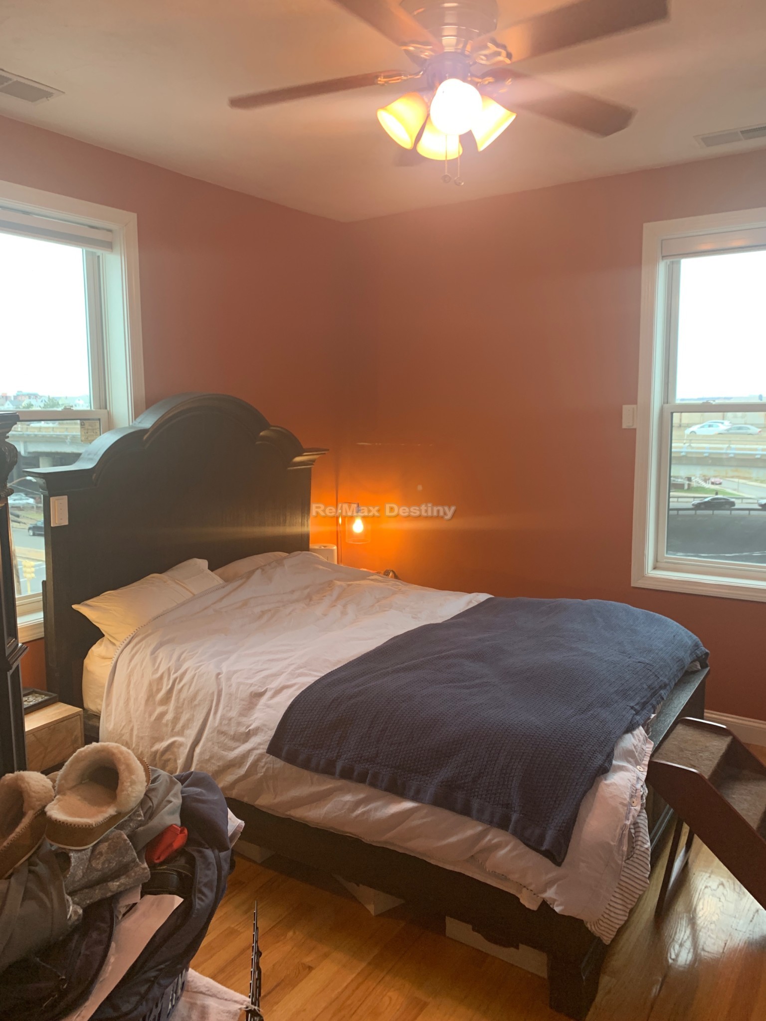 Photos of apartment on Fellsway W,Somerville MA 02145