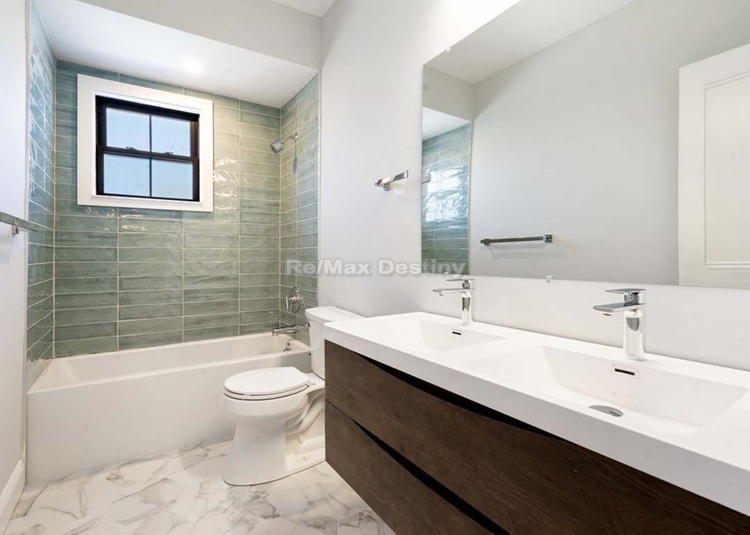 Photos of apartment on Monadnock St.,Boston MA 02125