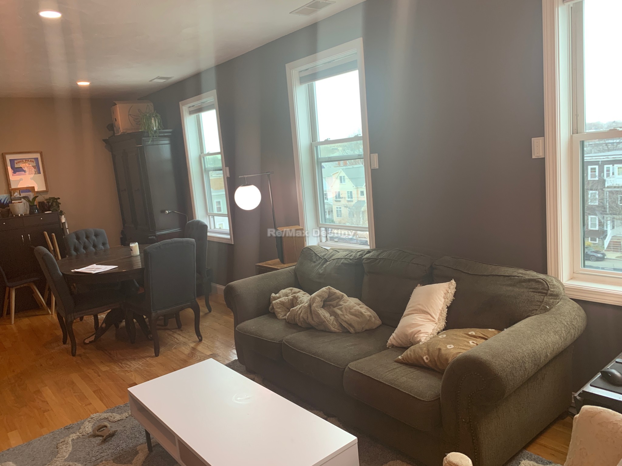 Photos of apartment on Fellsway W,Somerville MA 02145