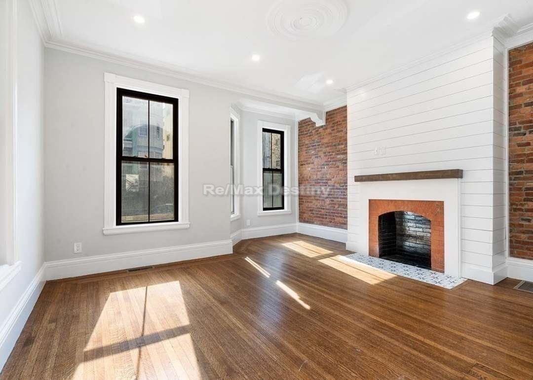 Photos of apartment on Monadnock St.,Boston MA 02125
