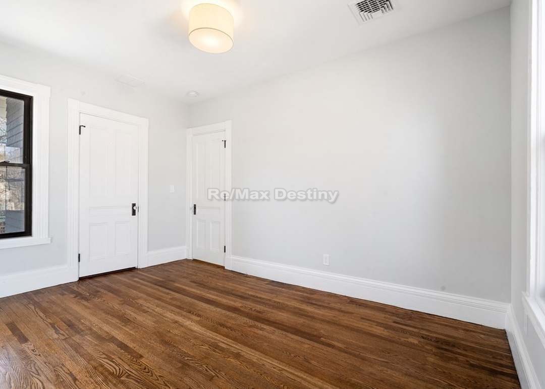 Photos of apartment on Monadnock St.,Boston MA 02125