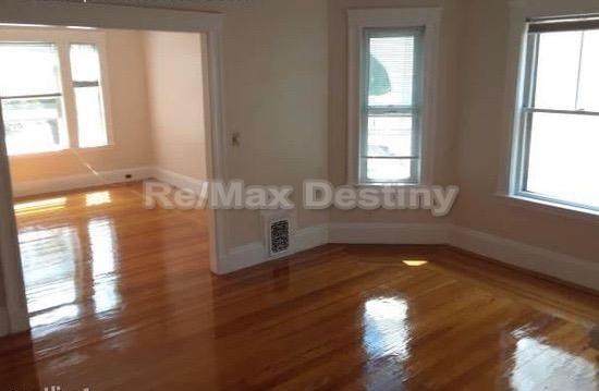 78 Fellsway, Winter Hill