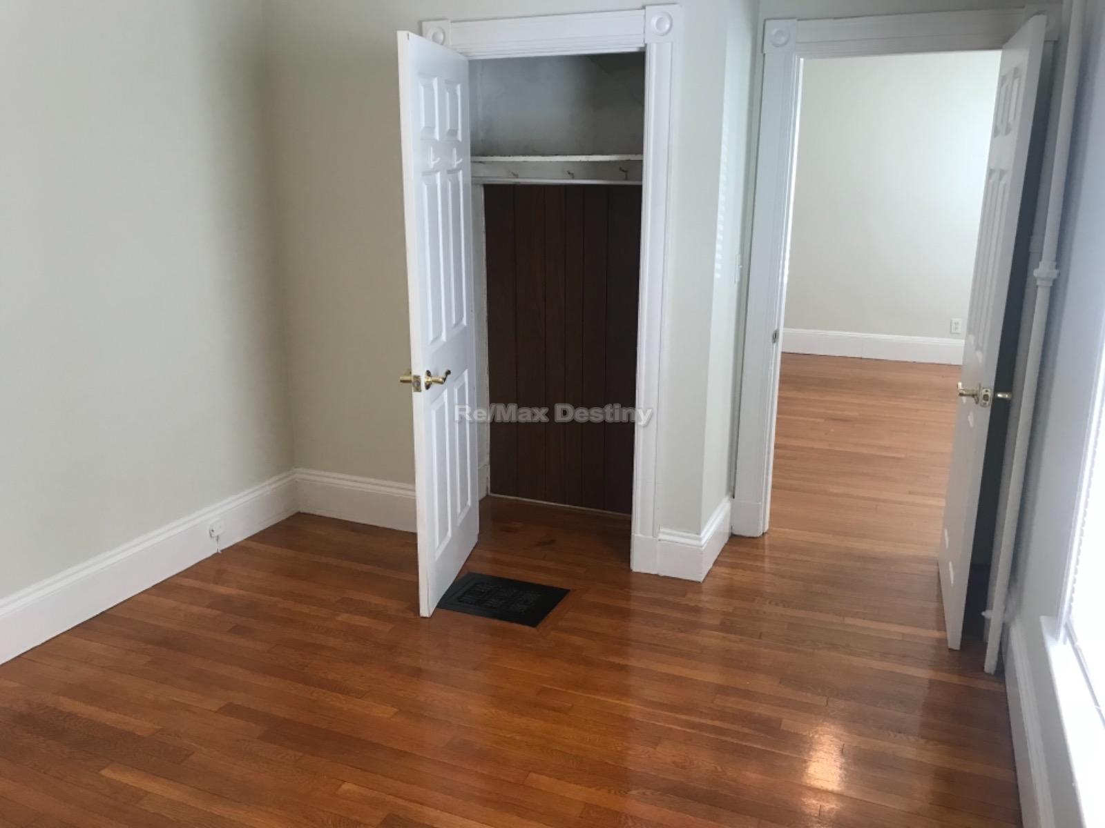 2 bed, 1 bath apartment for rent at 62 Grant St Unit 1, Somerville — photo 18 of 26