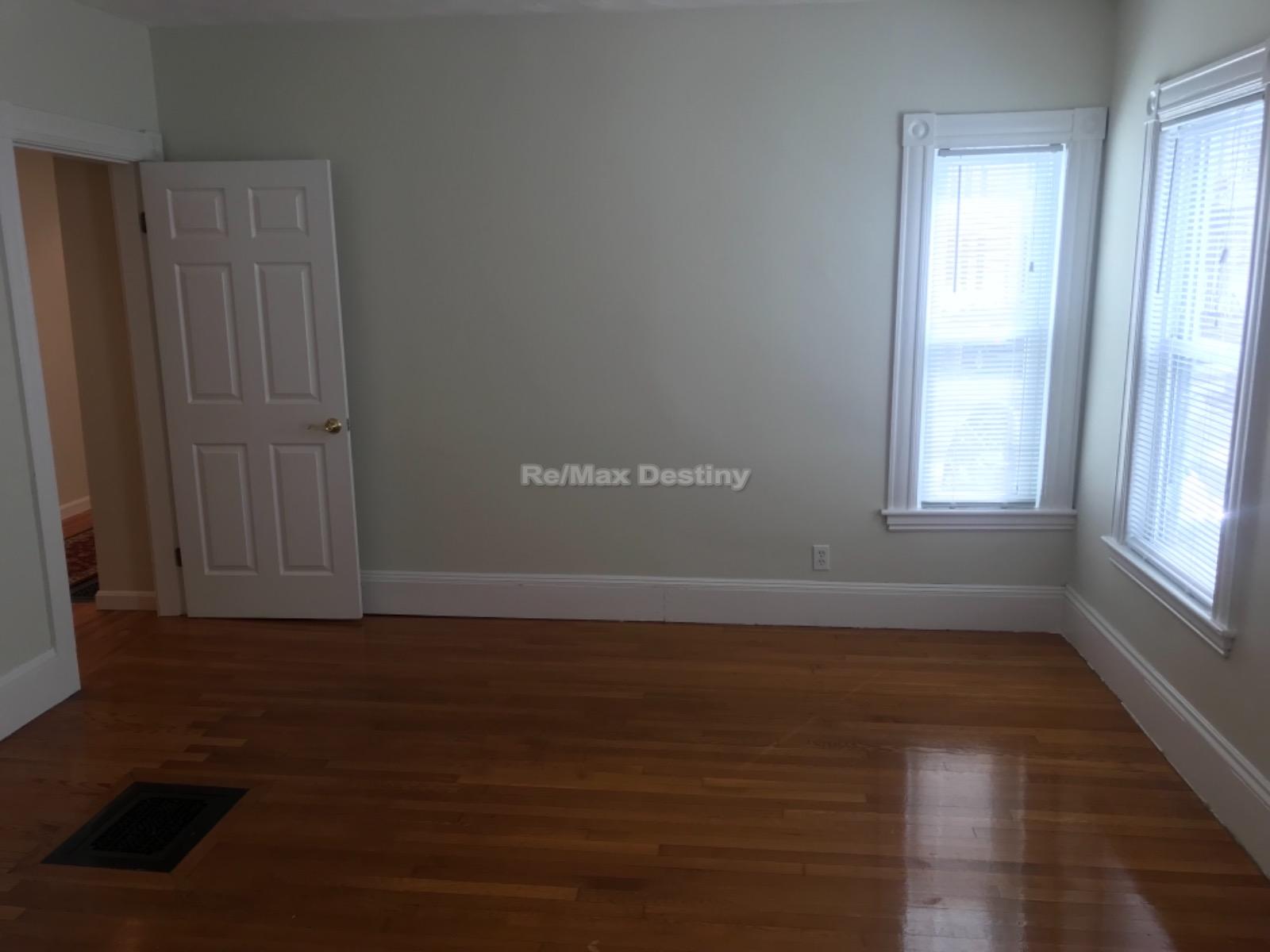 2 bed, 1 bath apartment for rent at 62 Grant St Unit 1, Somerville — photo 19 of 26