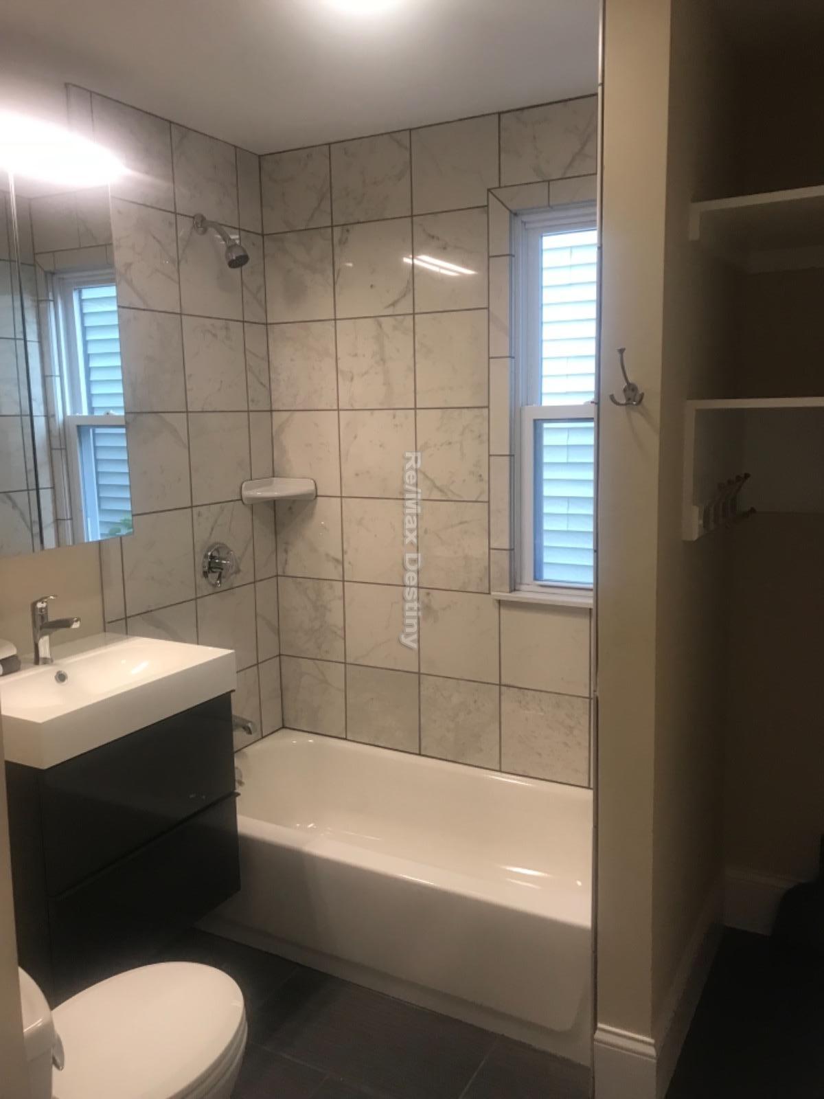 2 bed, 1 bath apartment for rent at 343 Beacon St Unit 1, Davis Square — photo 19 of 21