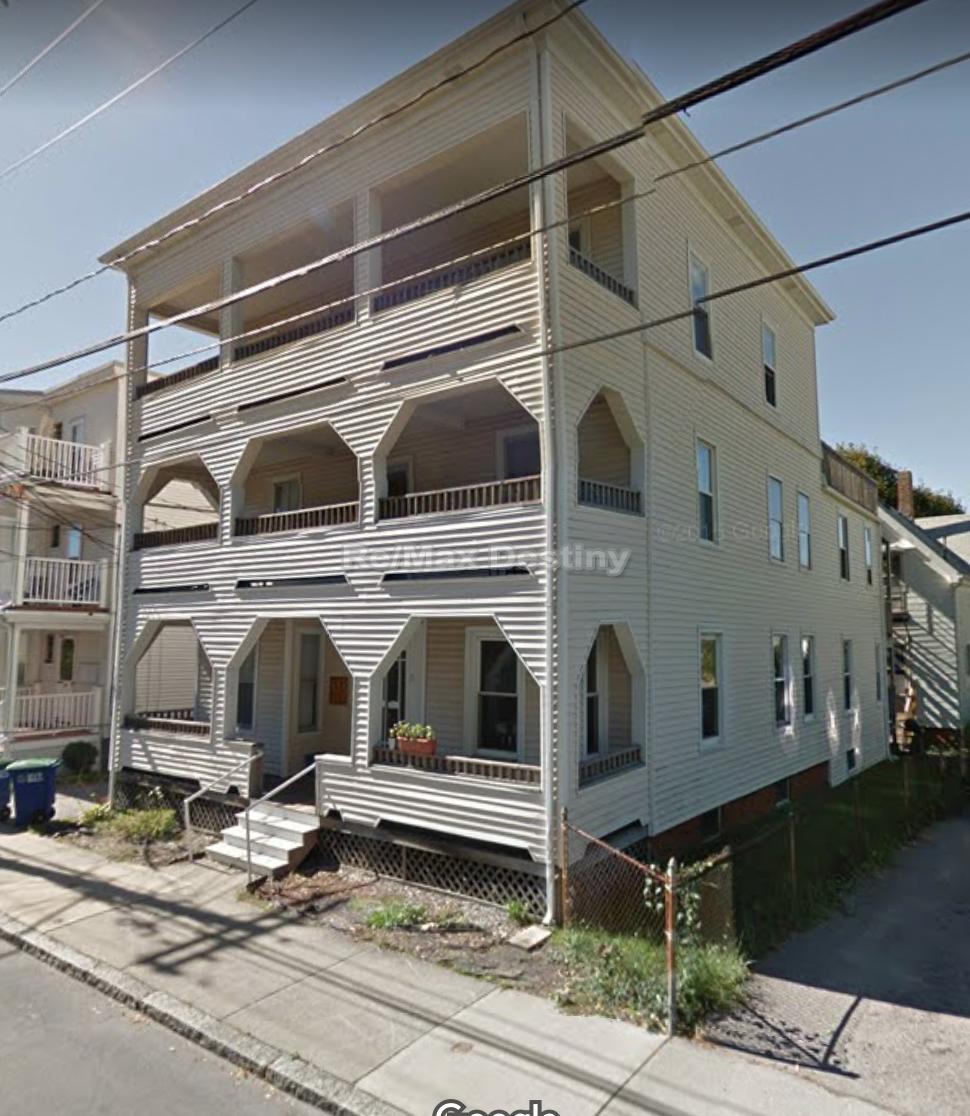 17 Endicott, Teele Square