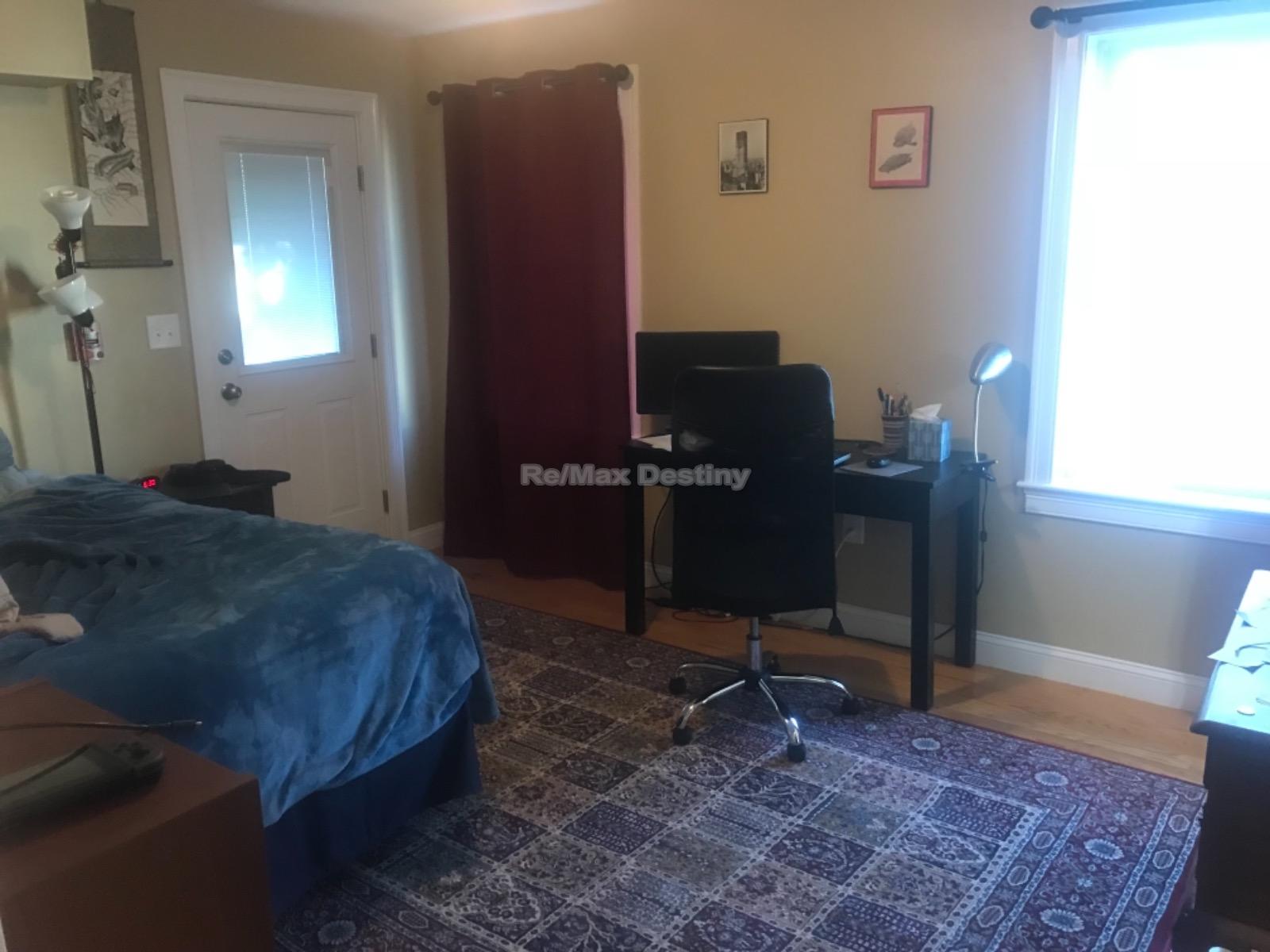 3 bed, 2 bath apartment for rent at 19 Calvin St Unit 2, Inman Square — photo 17 of 22