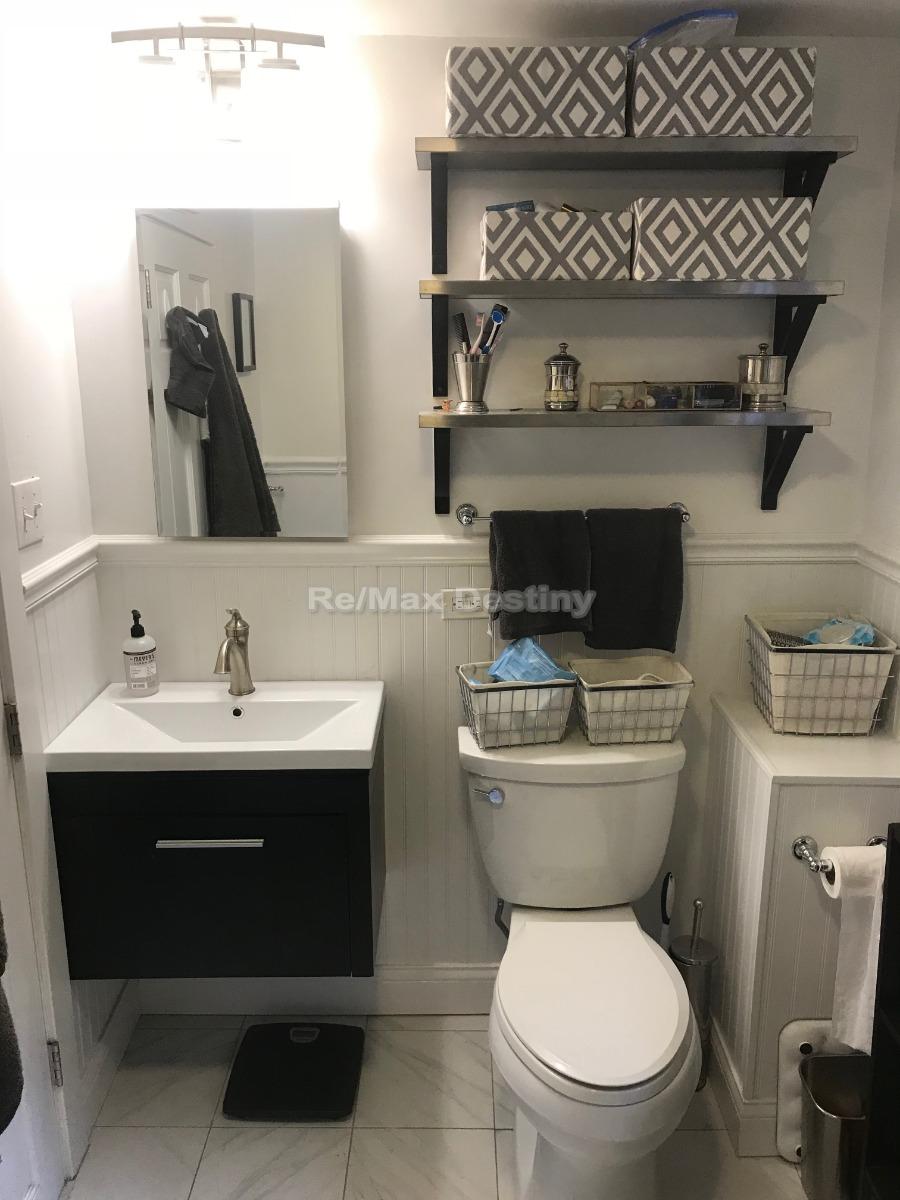 1 bed, 1 bath apartment for rent at 30 Antrim St Unit 1, Mid Cambridge — photo 15 of 18