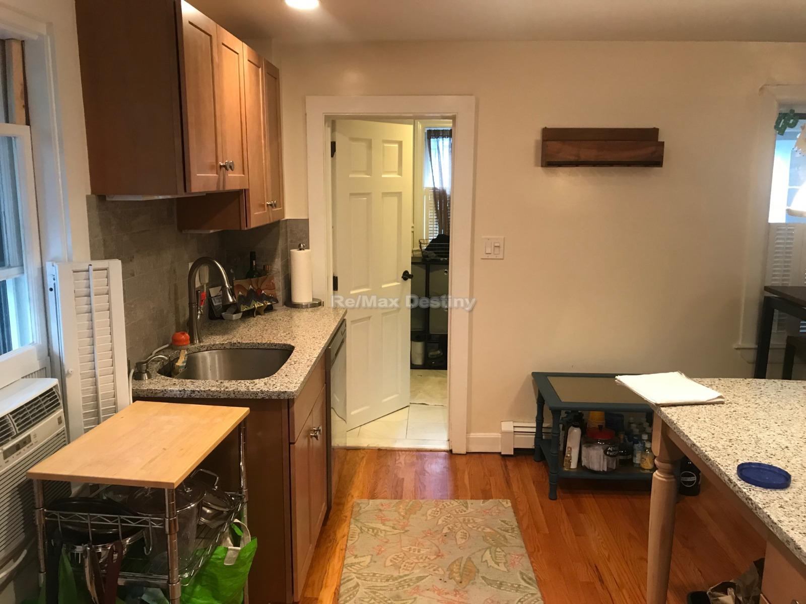 1 bed, 1 bath apartment for rent at 30 Antrim St Unit 1, Mid Cambridge — photo 6 of 18
