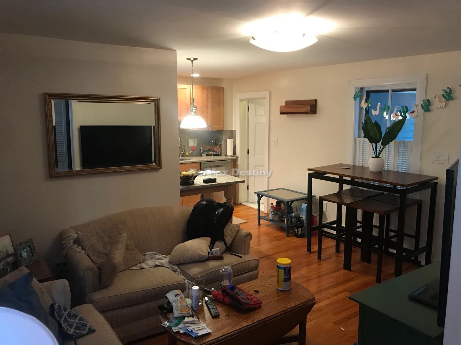 1 bed, 1 bath apartment for rent at 30 Antrim St Unit 1, Mid Cambridge — photo 4 of 18