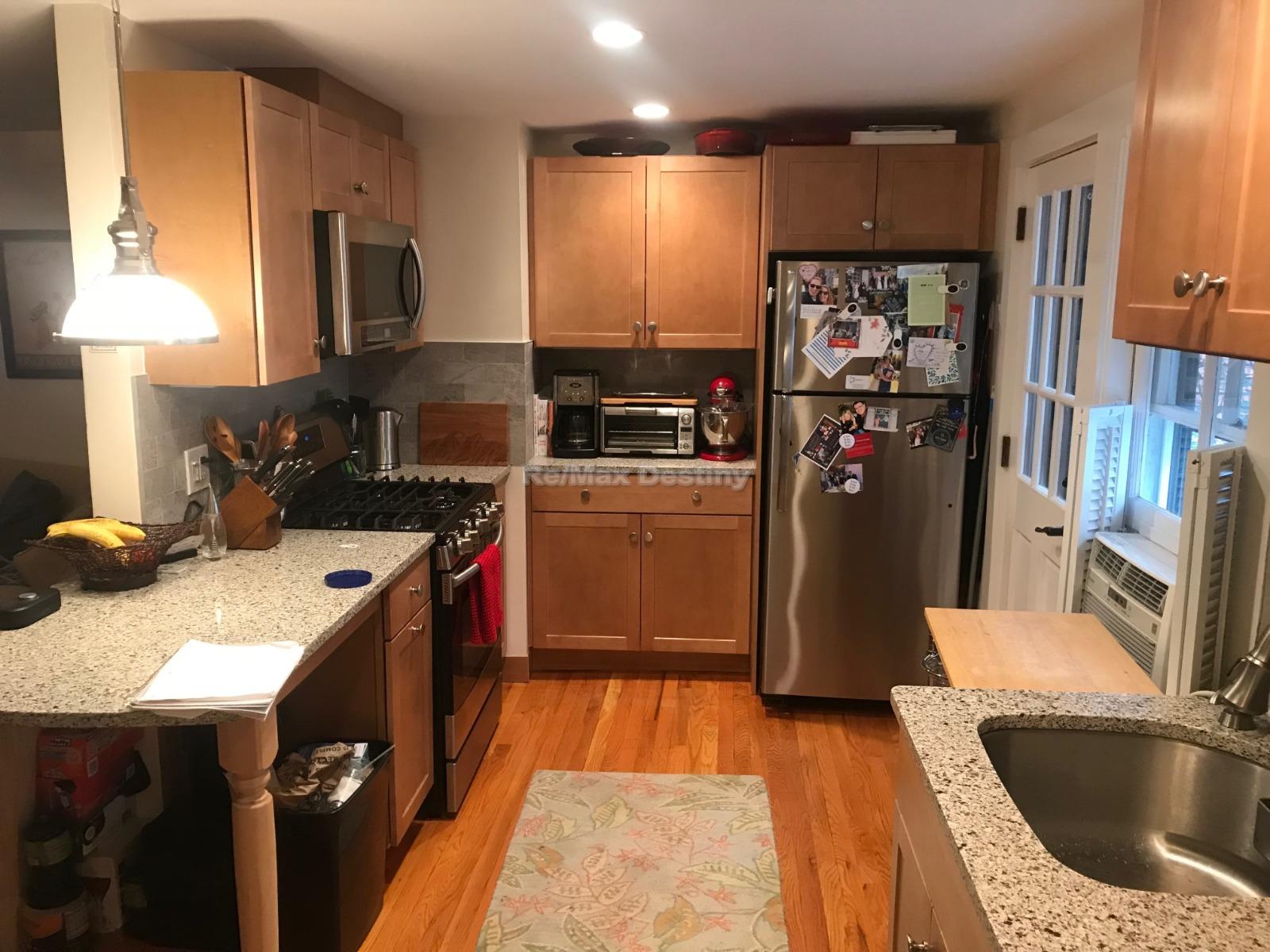 1 bed, 1 bath apartment for rent at 30 Antrim St Unit 1, Mid Cambridge — photo 2 of 18