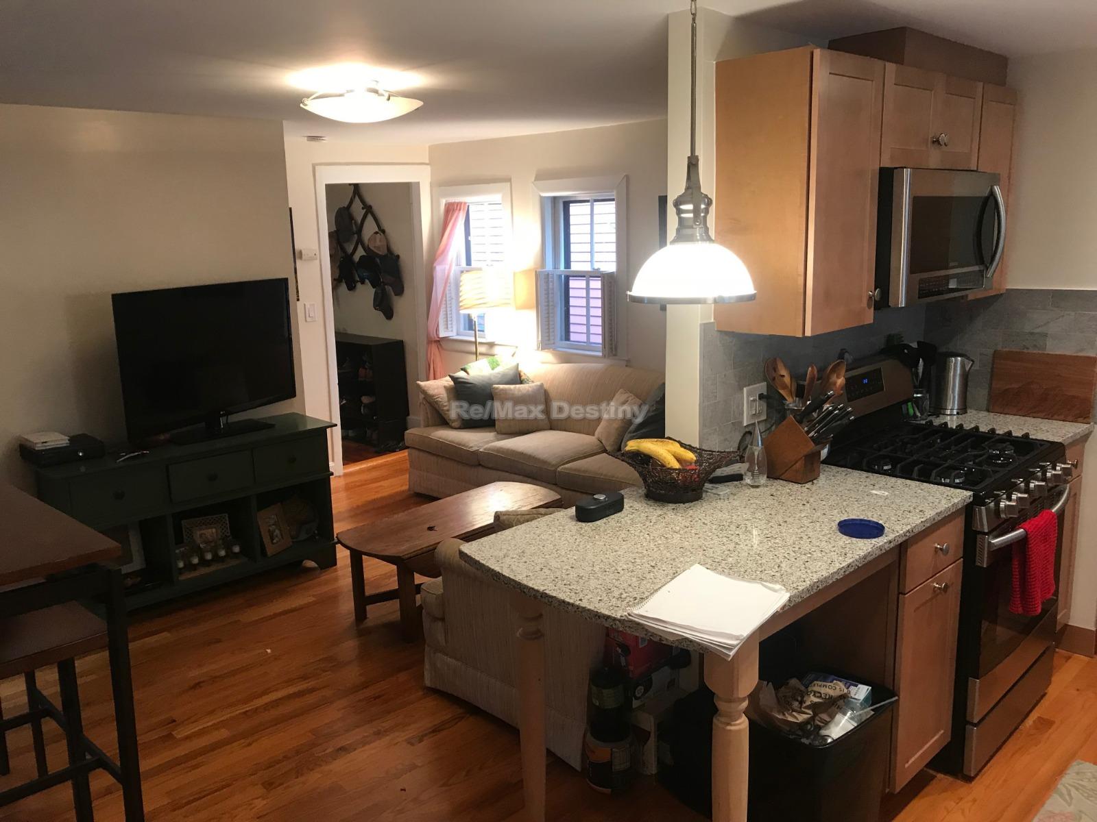 1 bed, 1 bath apartment for rent at 30 Antrim St Unit 1, Mid Cambridge — photo 12 of 18