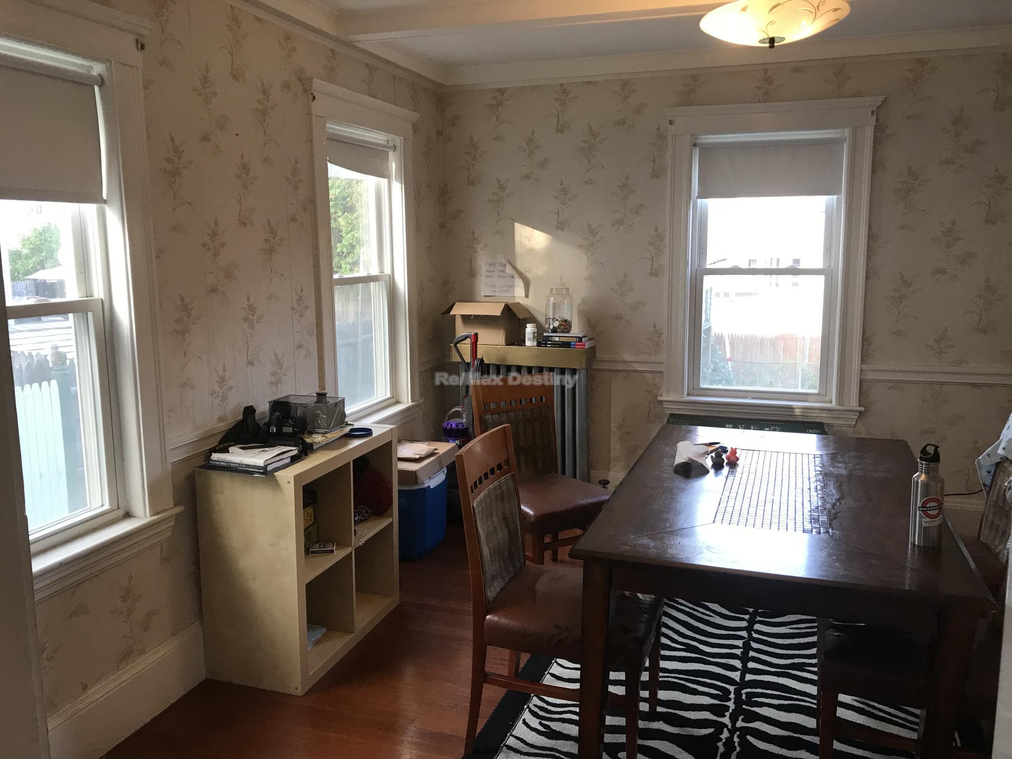 141 George St, Medford