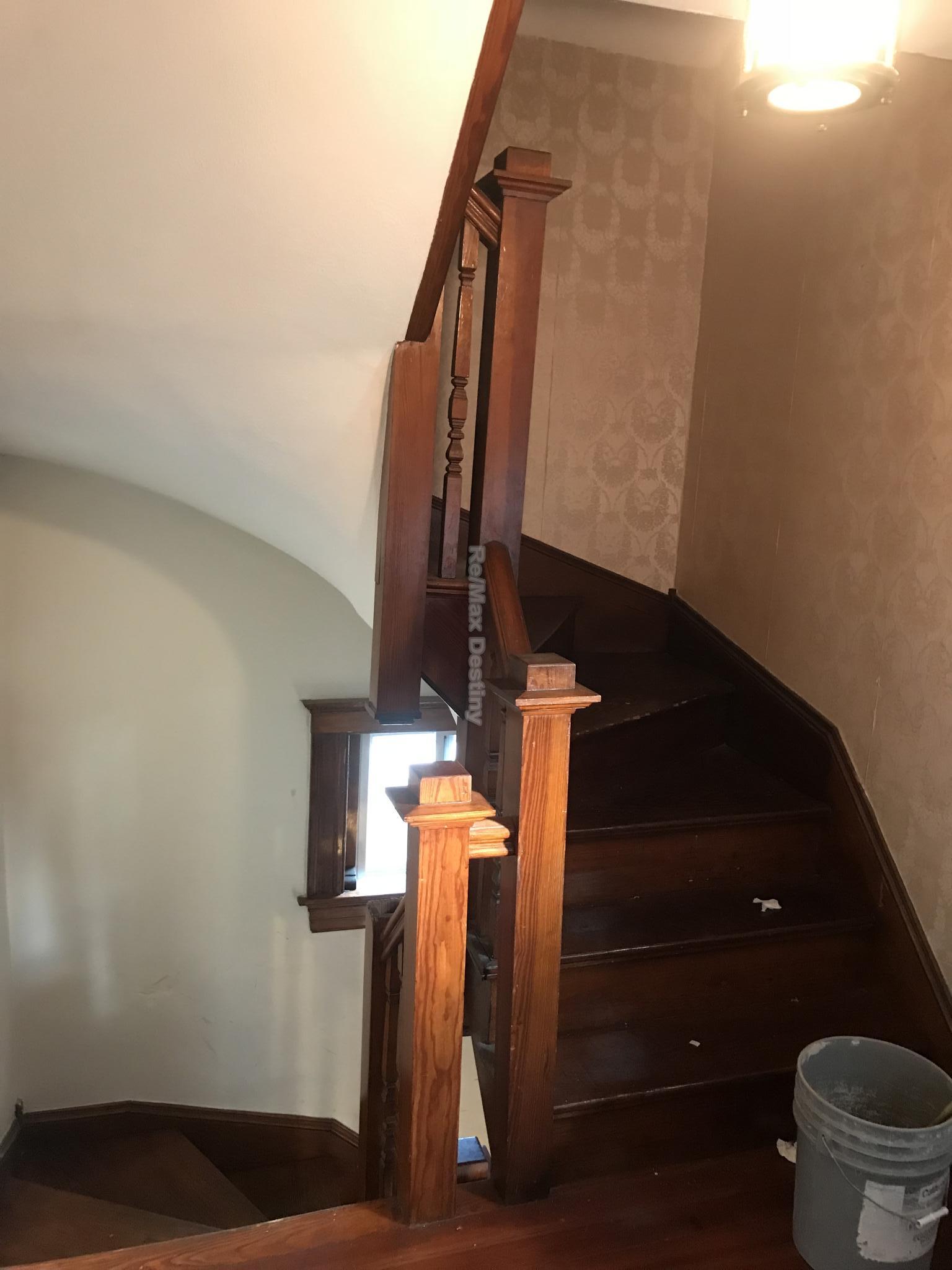 141 George St, Medford