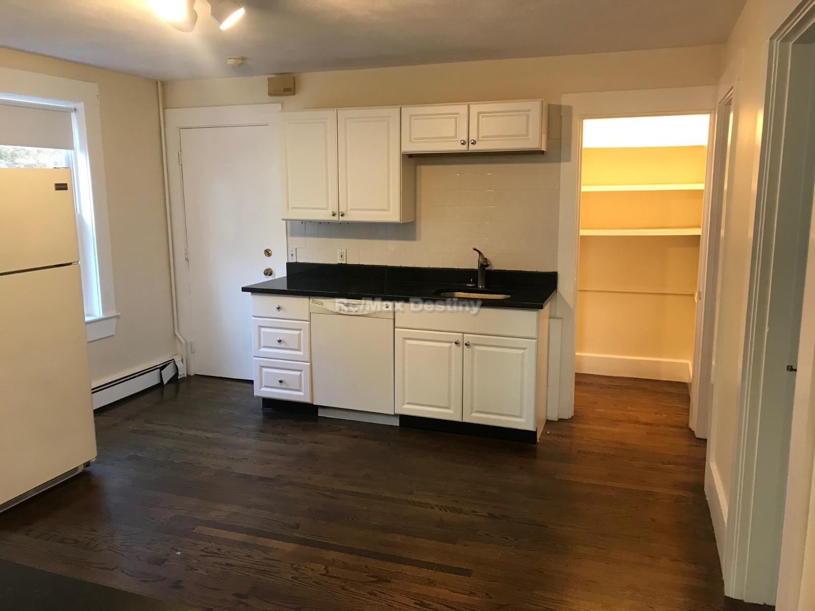 Photos of apartment on Line St.,Somerville MA 02143