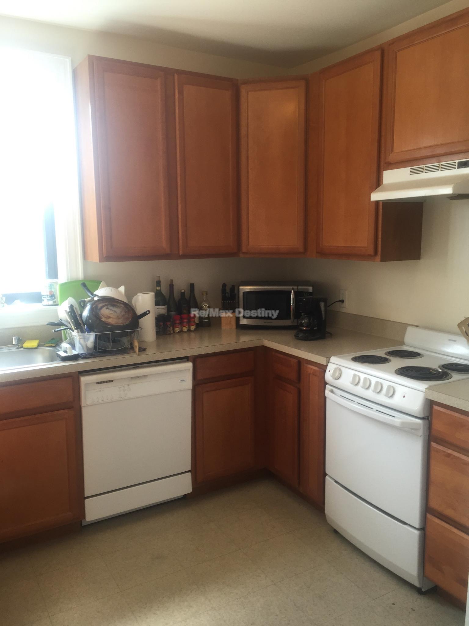2 bed, 1 bath apartment for rent at 881 Massachusetts Ave Unit 31, Mid Cambridge — photo 1 of 8