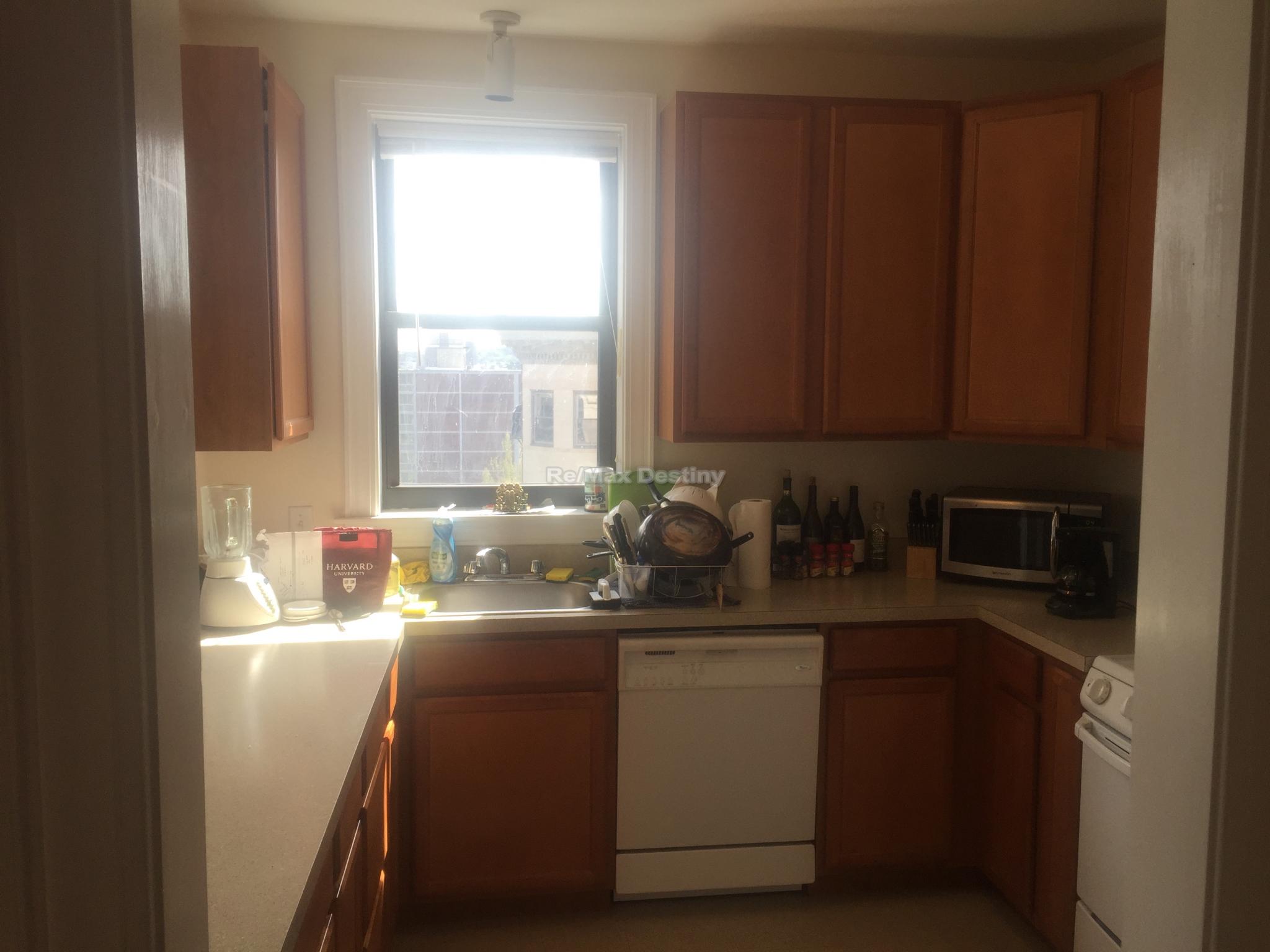 2 bed, 1 bath apartment for rent at 881 Massachusetts Ave Unit 31, Mid Cambridge — photo 3 of 8