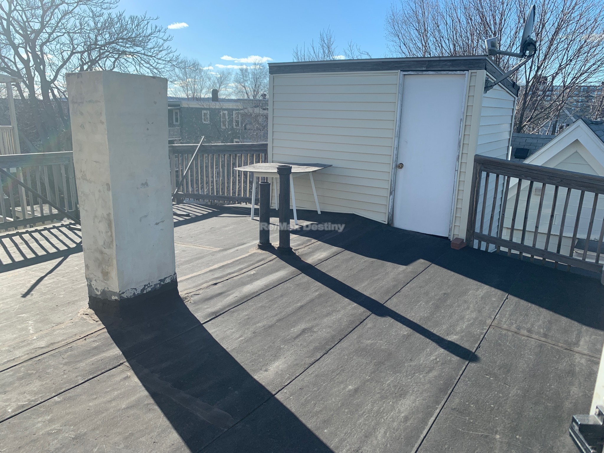 17 Endicott, Teele Square