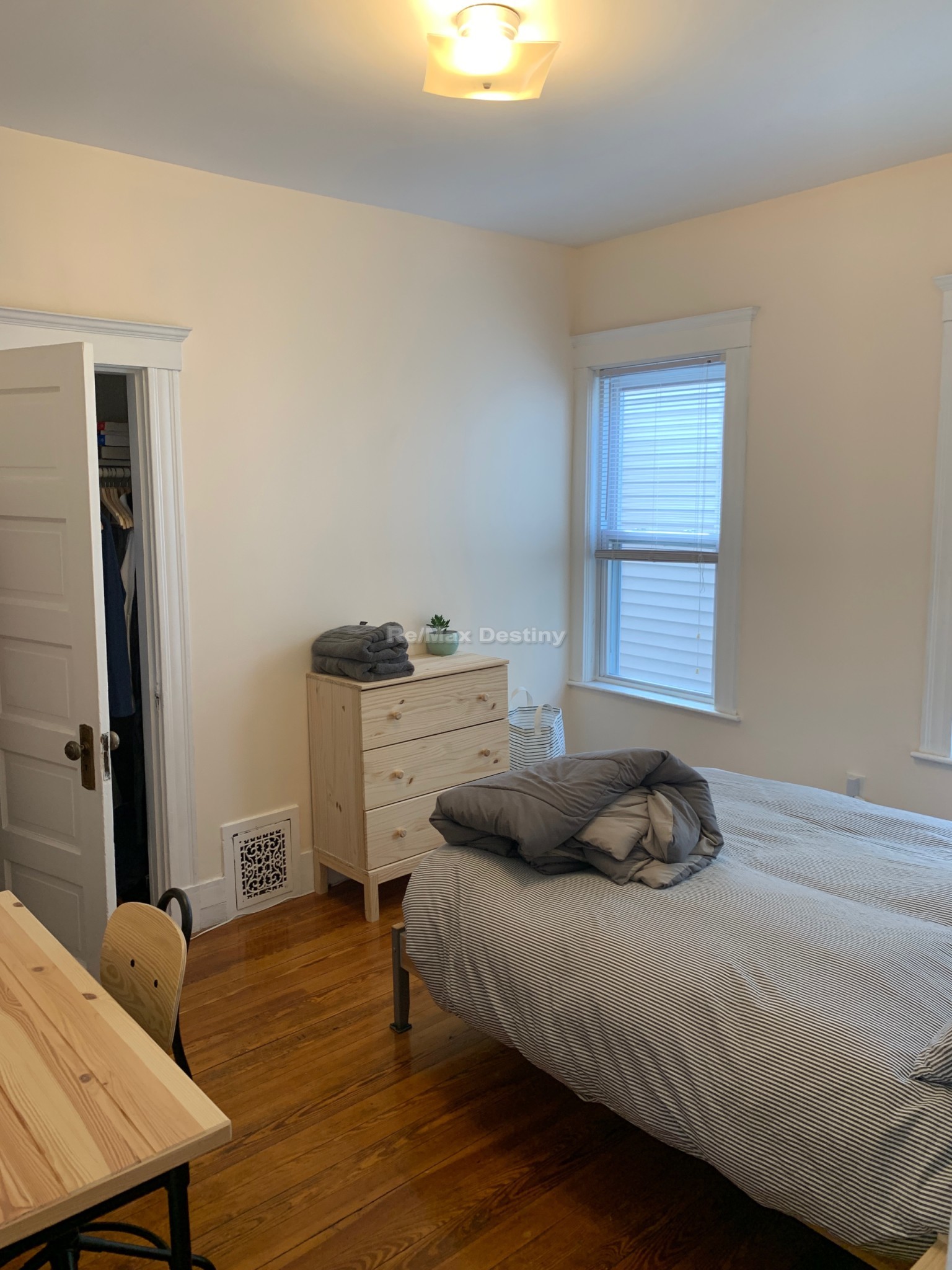 3 bed, 1 bath apartment for rent at 78 Marion St Unit 3COPY, Inman Square — photo 6 of 8