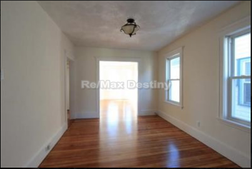 3 bed, 1 bath apartment for rent at 5 Partridge Ave Unit 3 COPY, Somerville — photo 10 of 28