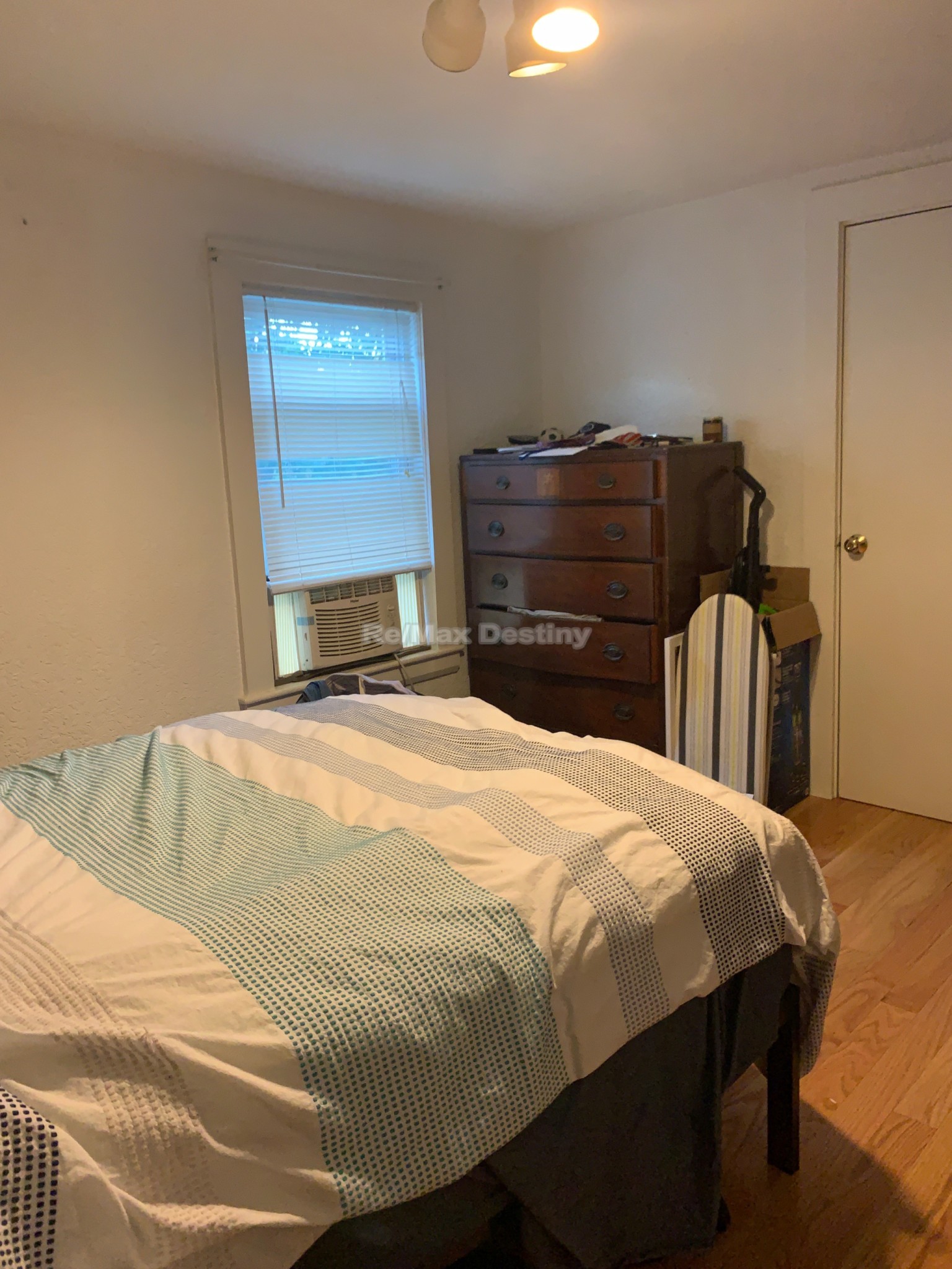 2 bed, 1 bath apartment for rent at 10 Stanford Terr Unit 2, Somerville — photo 11 of 13