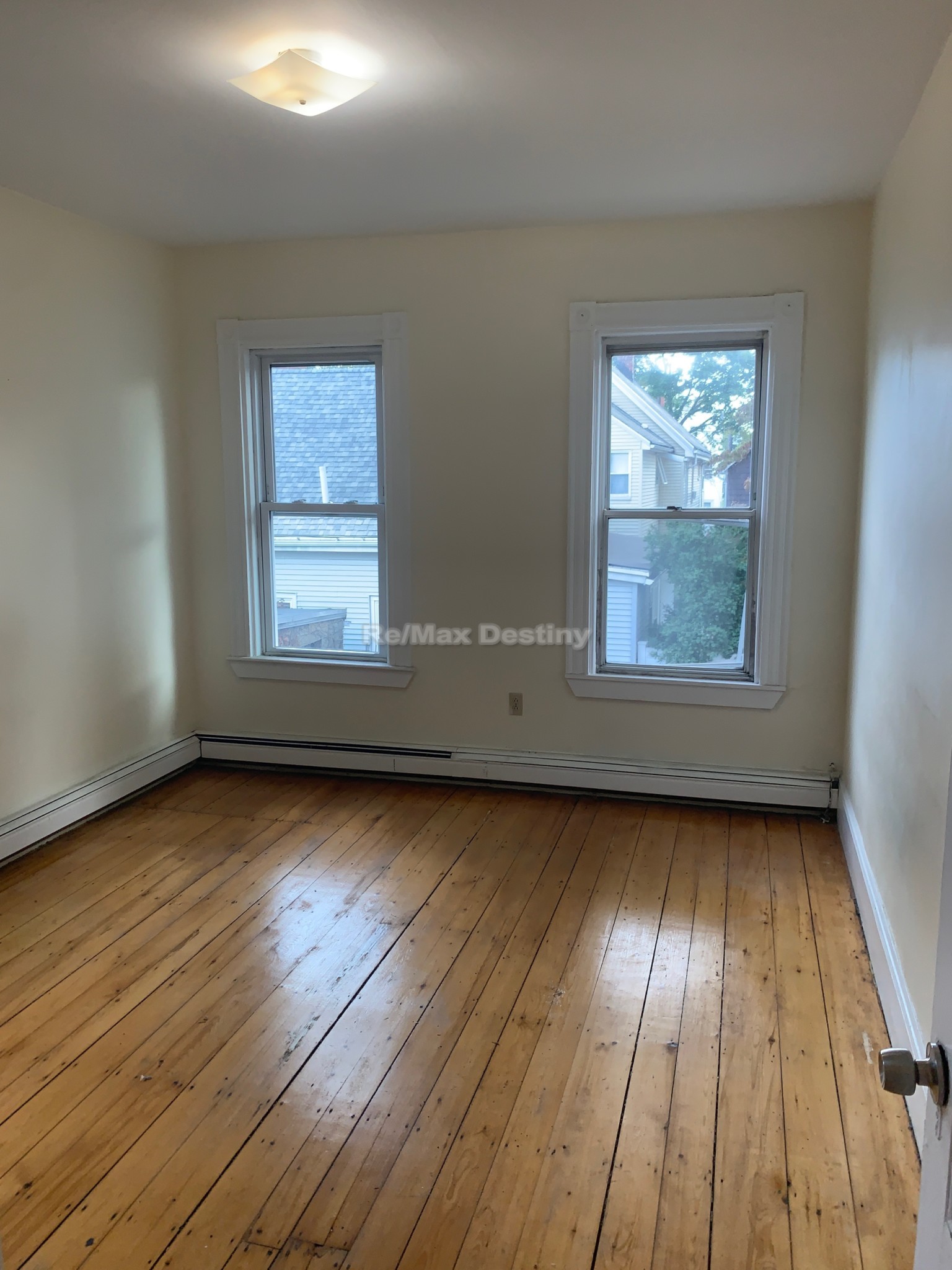 3 bed, 1 bath apartment for rent at 30 Otis St Unit 2, Somerville — photo 13 of 16