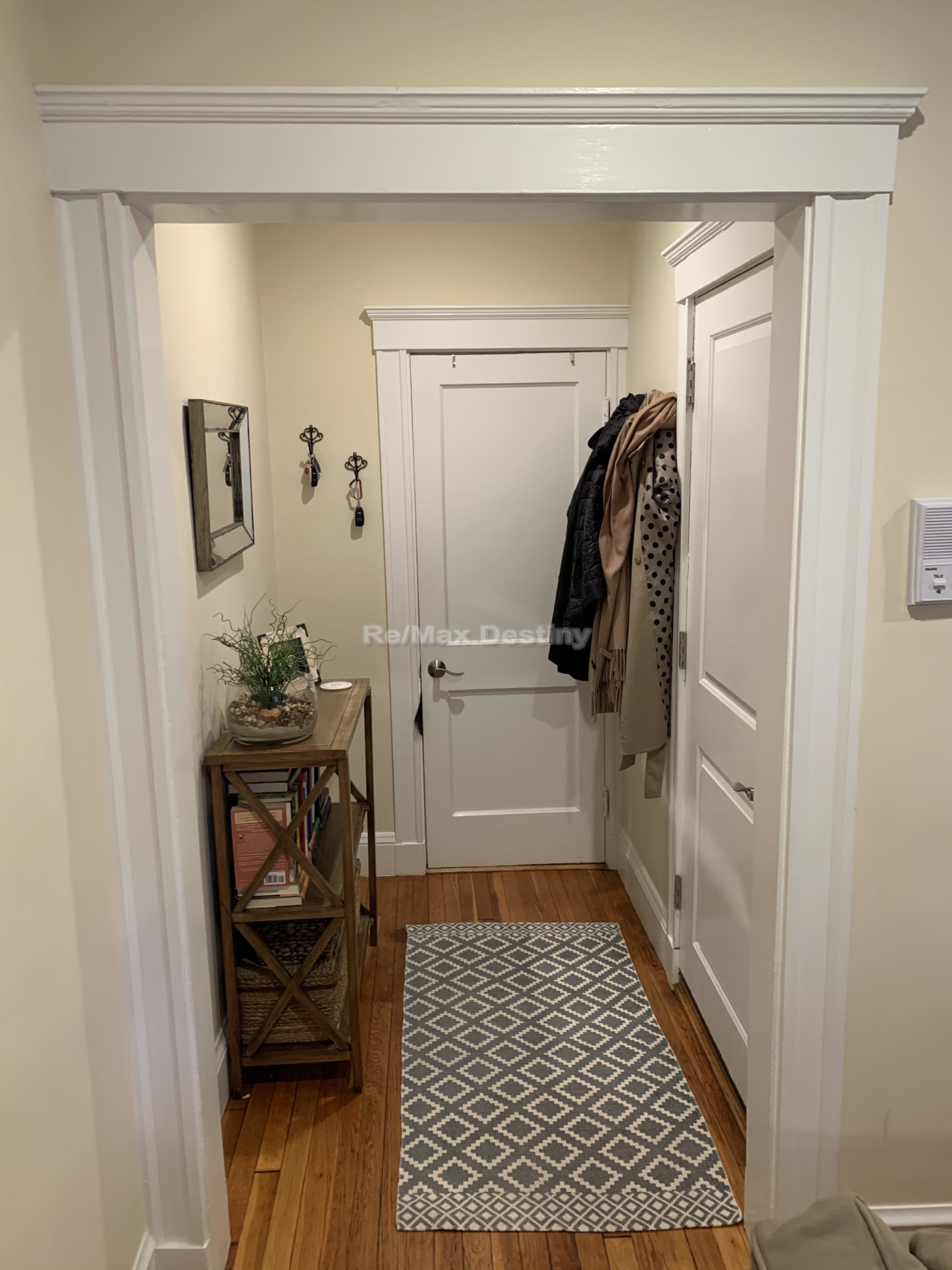 21 Saint Peter St, Jamaica Plain