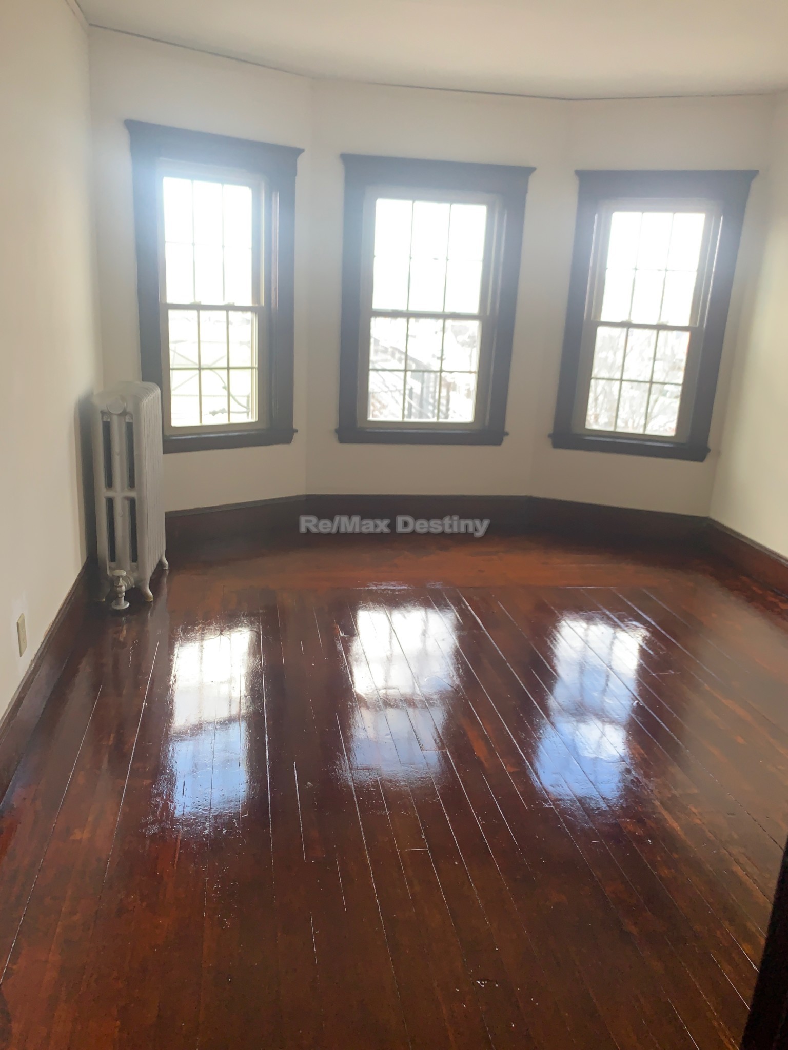 2 bed, 1 bath apartment for rent at 8 Charles E Ryan Rd Unit 1, Somerville — photo 3 of 15